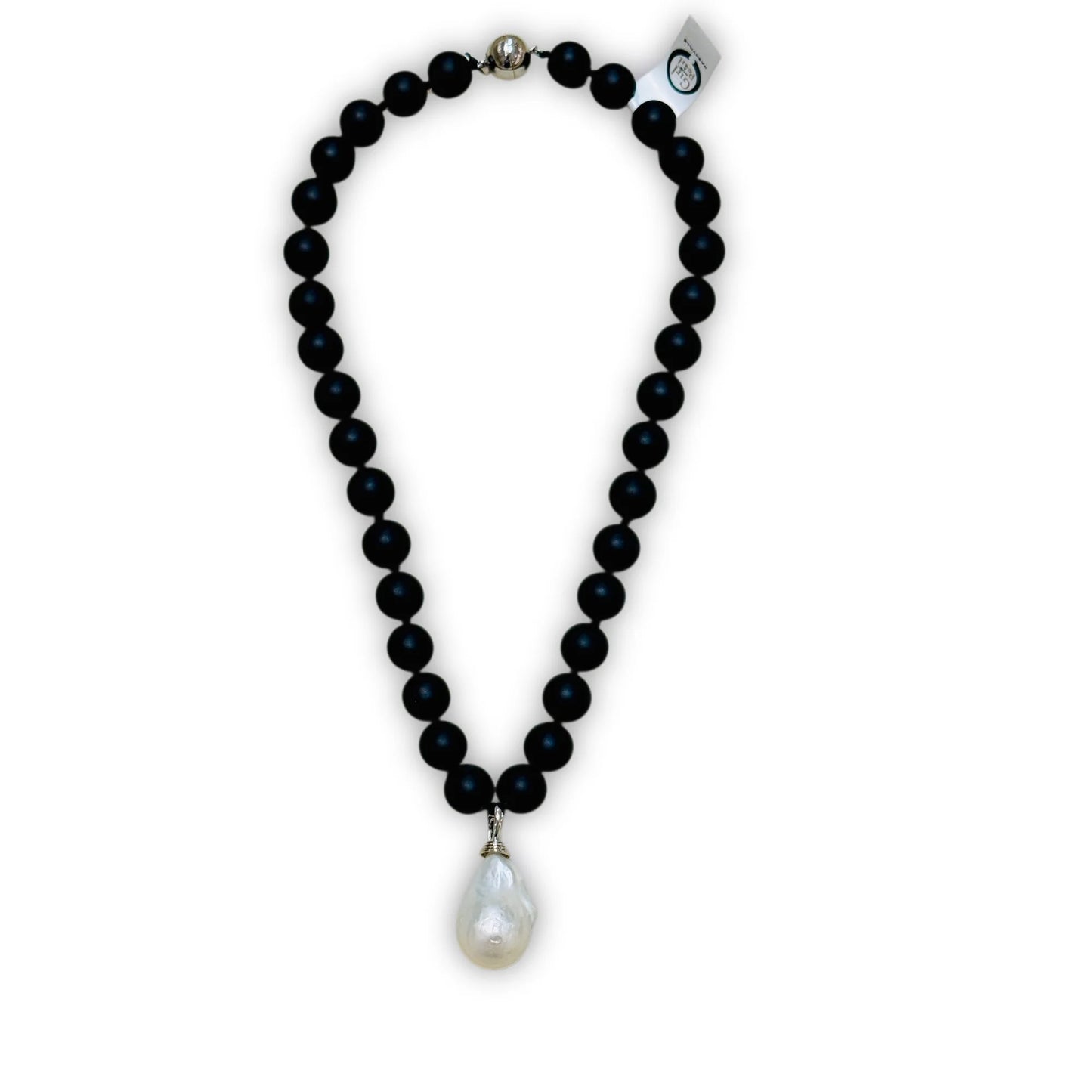 Black Onyx with wild pearl
