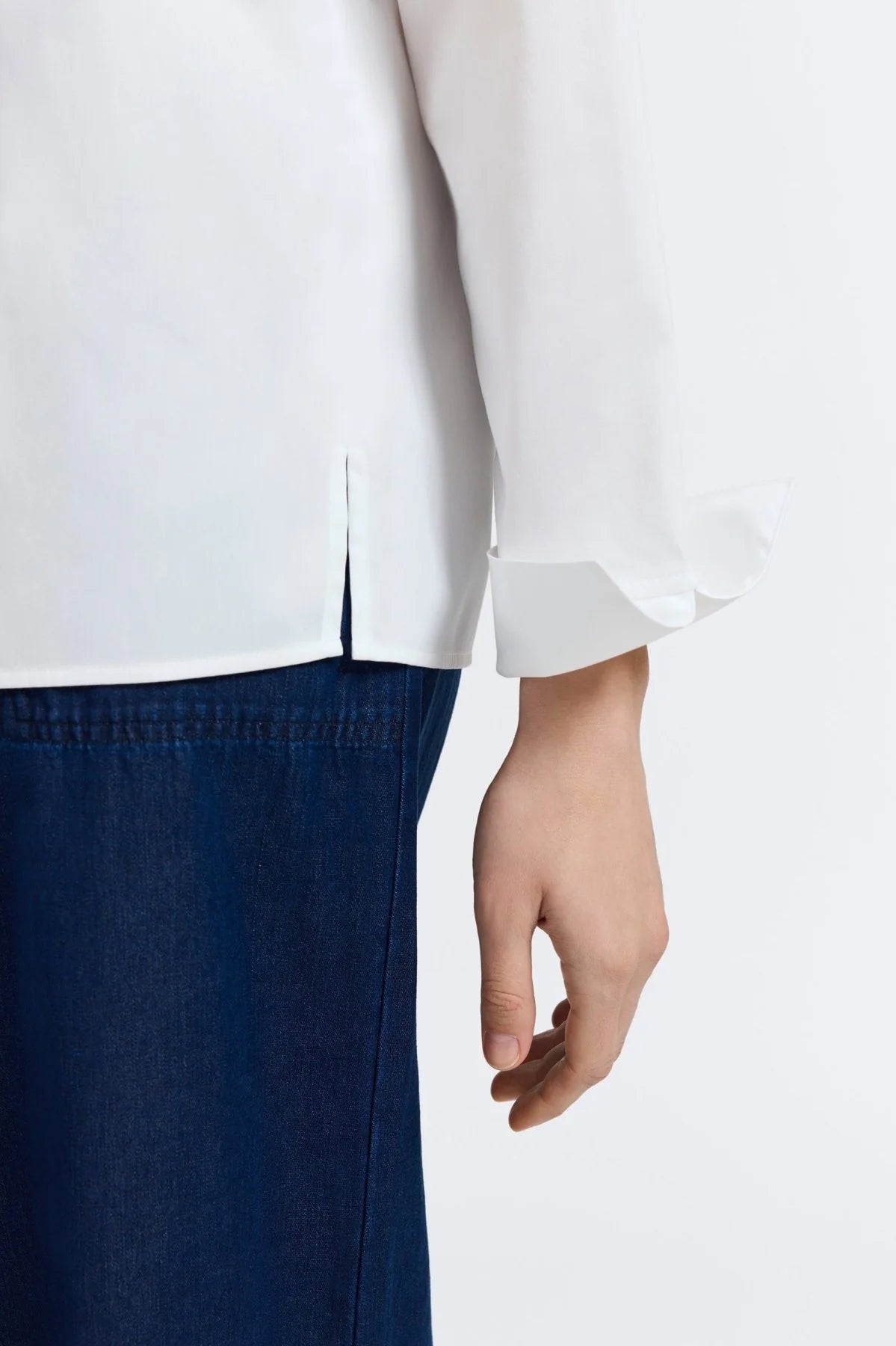 Tammy No Iron Stretch Long Sleeve Popover Shirt.
