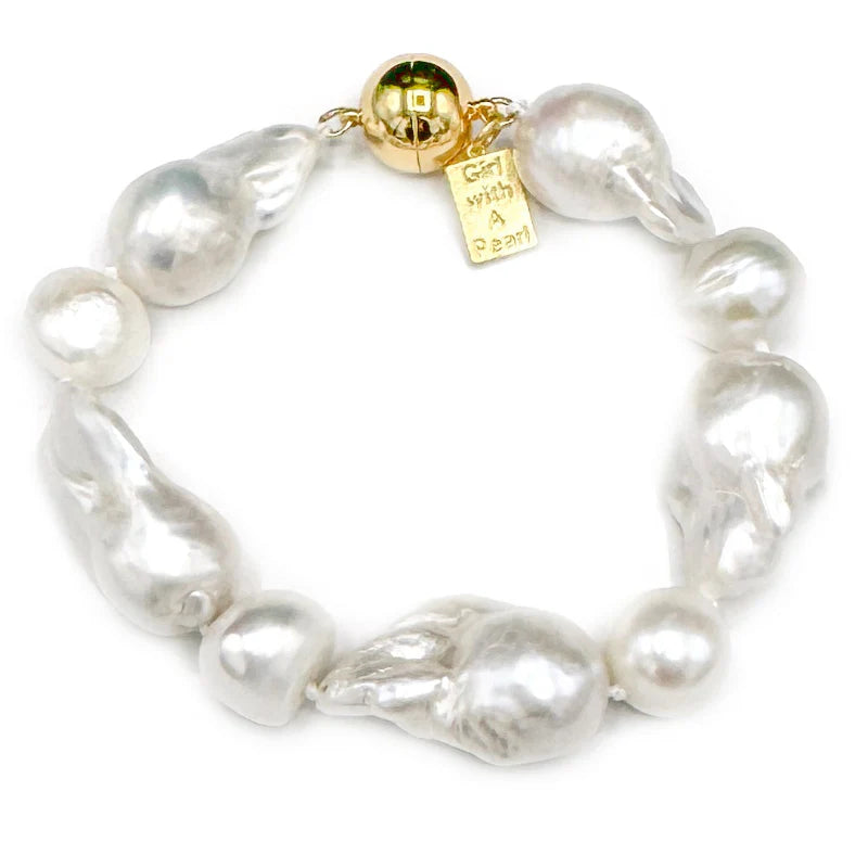 Wild Pearl Deluxe Bracelet
