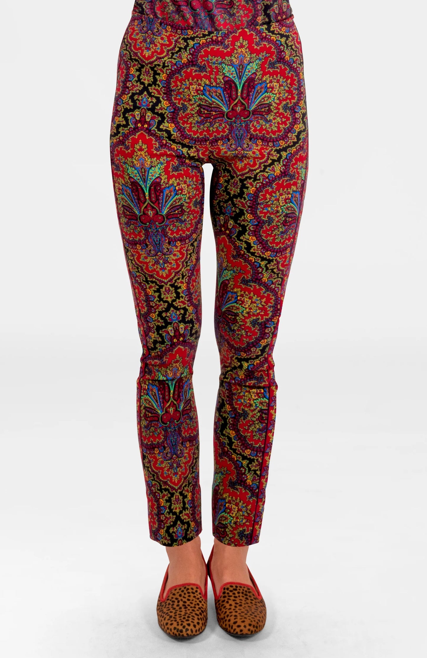 Printed Pull On Pant in Black Paisely