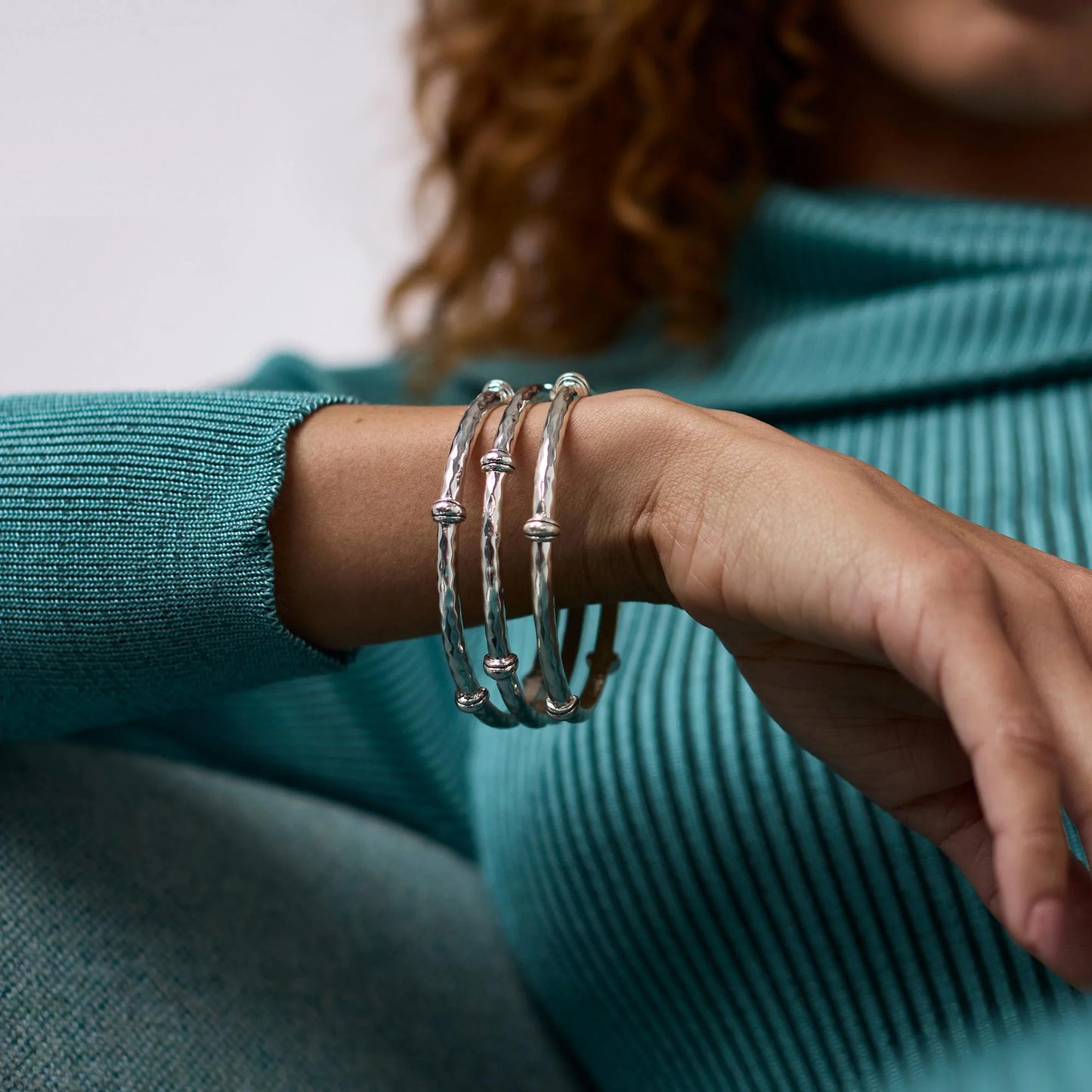 Medium Savannah Bangle in Silver