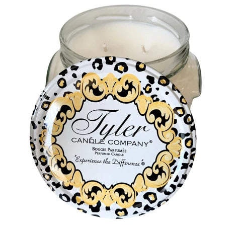 22 OZ Diva Candle