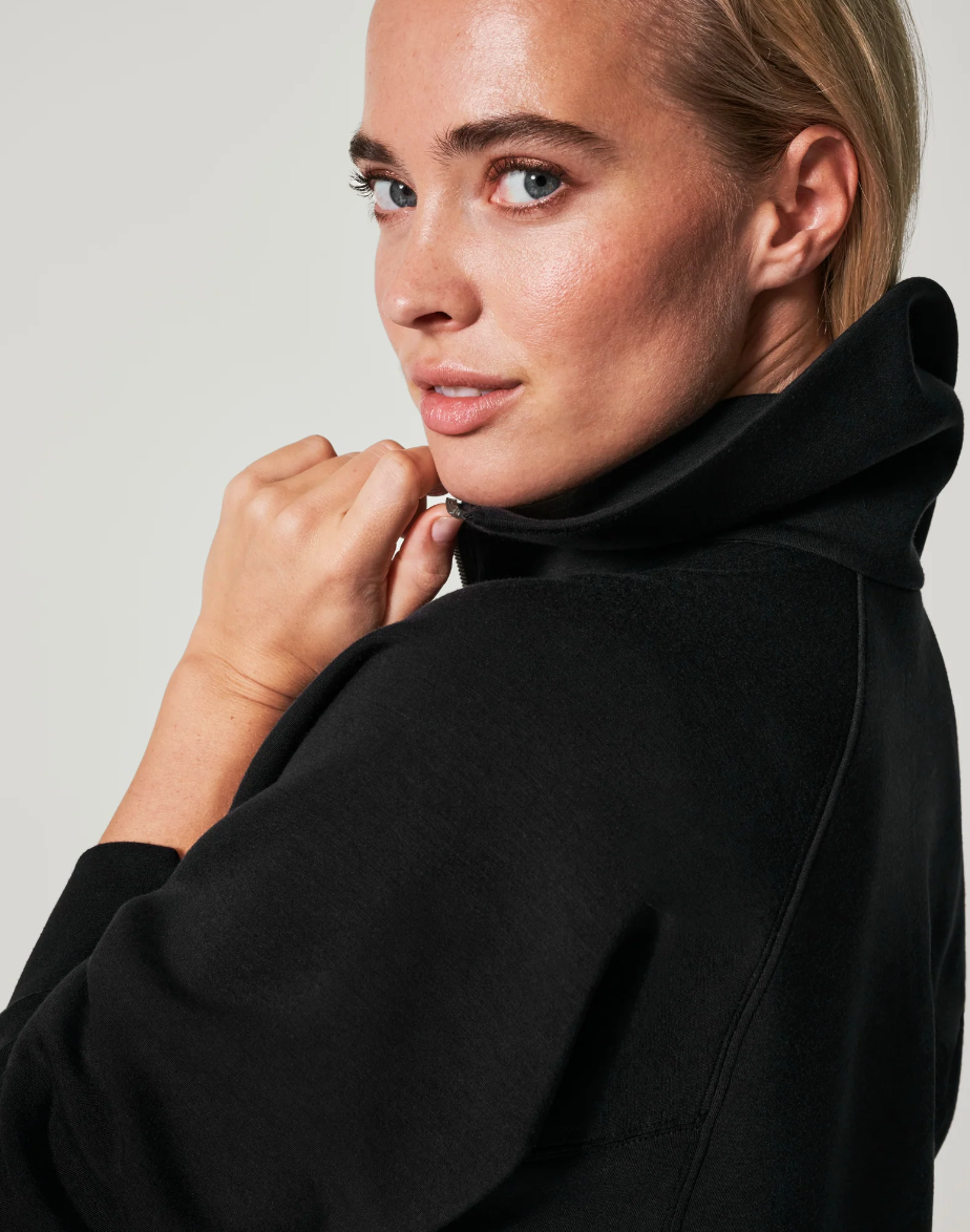 Airessentials Half Zip in Very Black - The French Shoppe