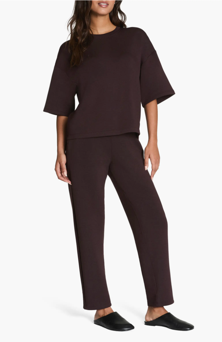Air Essentials Slim Straight Pant