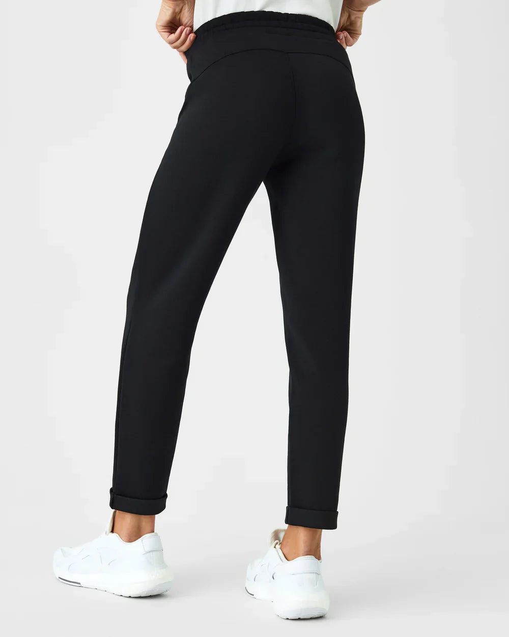 Airessentials Tapered Pant - Pants