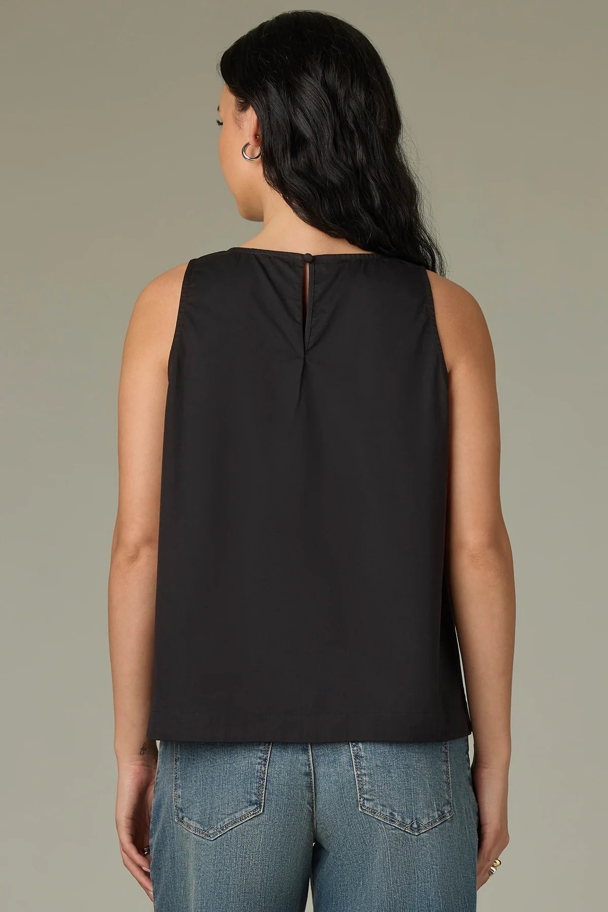 Sleeveless Round Neck Embroidered Die Cut Woven Tank Top