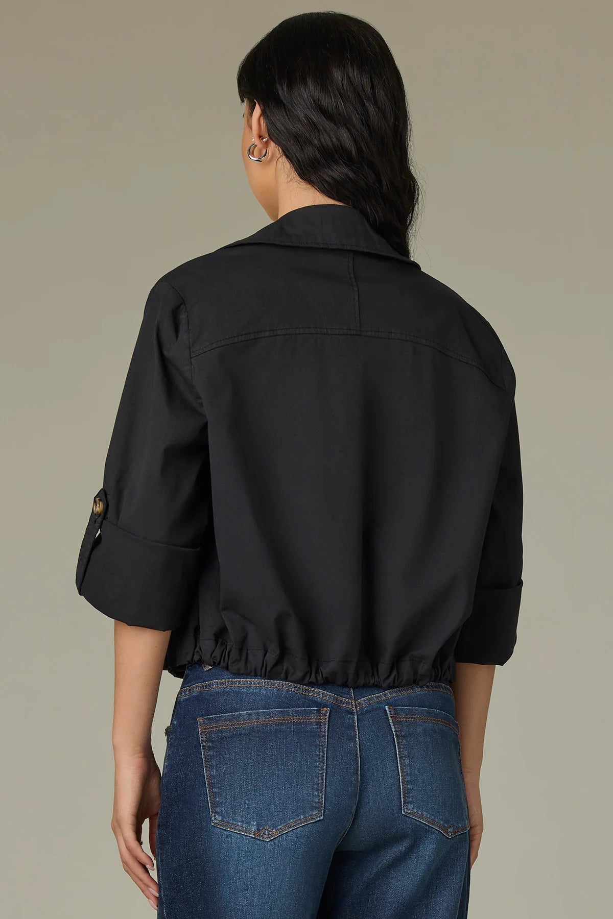 Long Sleeve Roll Tab Collar Neck Open Front Woven Jacket