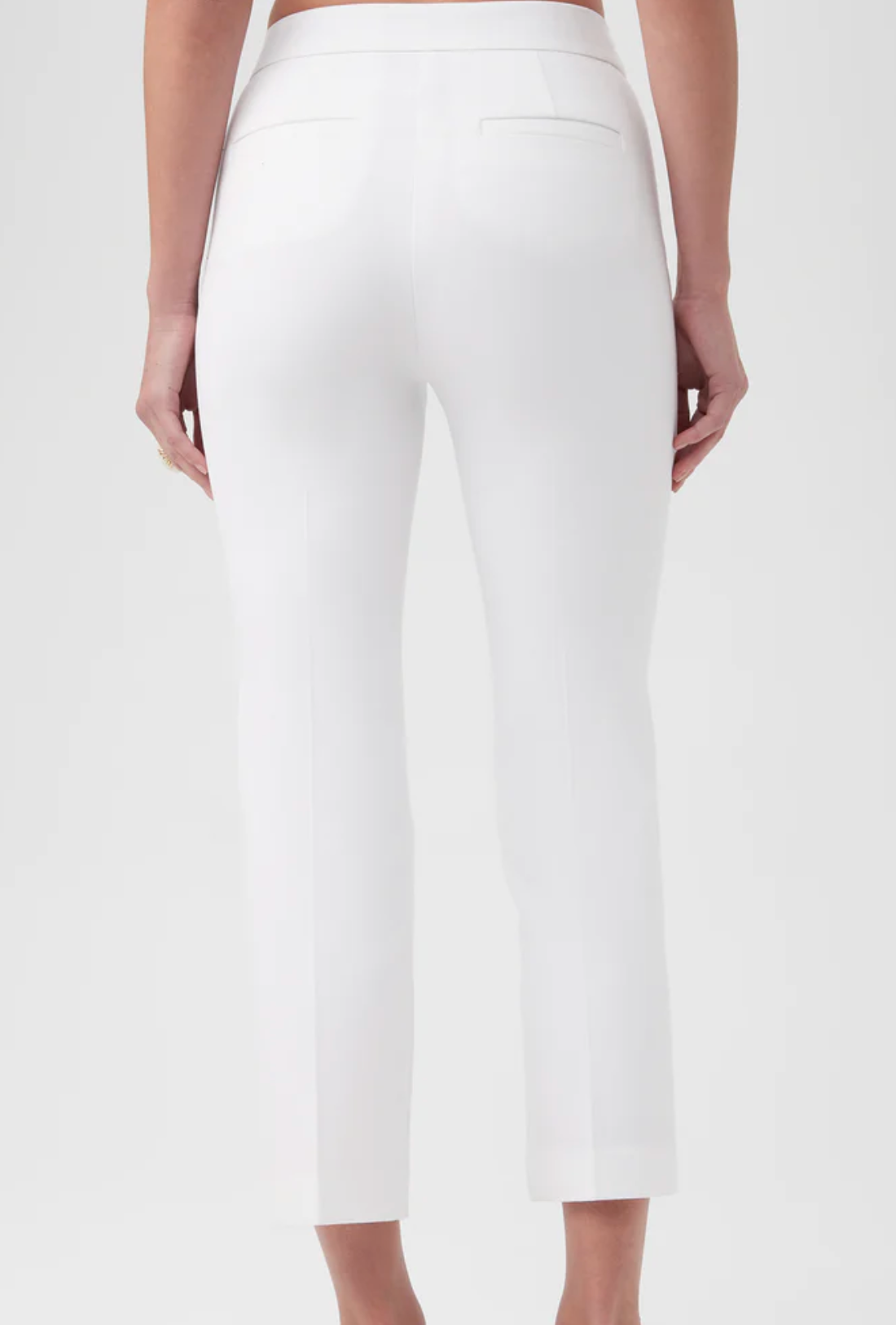 Lulu Pant in White - The French Shoppe