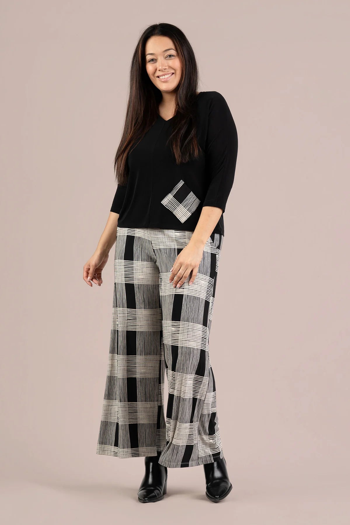 Revel Top with Print Pocket