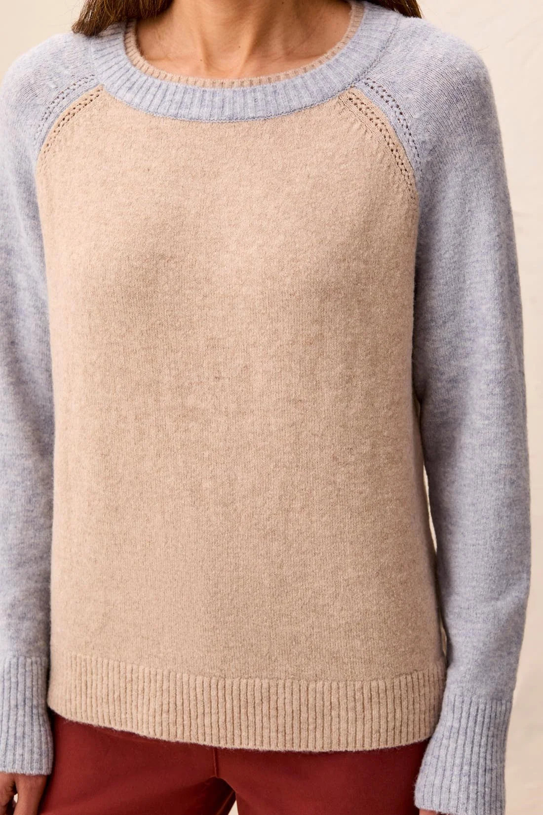 Color Block Raglan Sleeve Crew Neck Knit Sweater